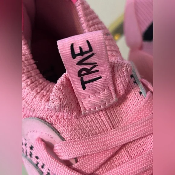 Adidas Trae Young 2 Pink Bliss Sneakers Size 9.5 - Picture 10 of 15